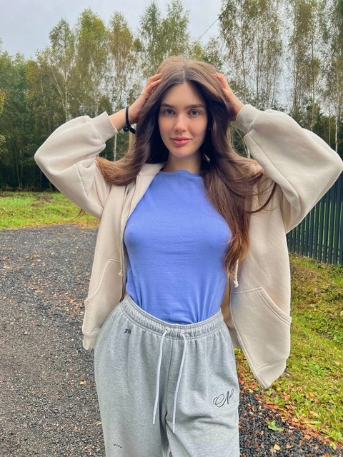 Modeling girls