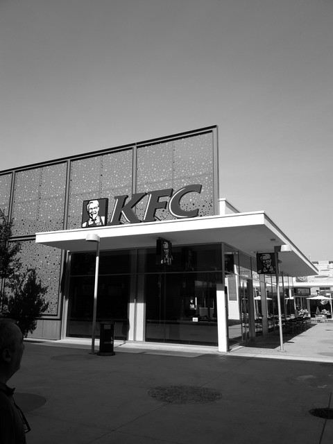 kfc in milan