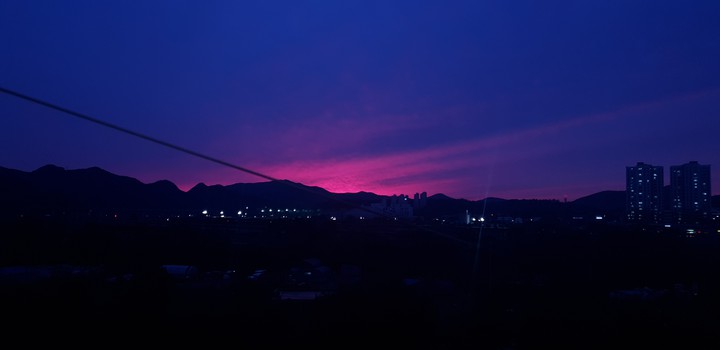 오늘 끝자락 노을