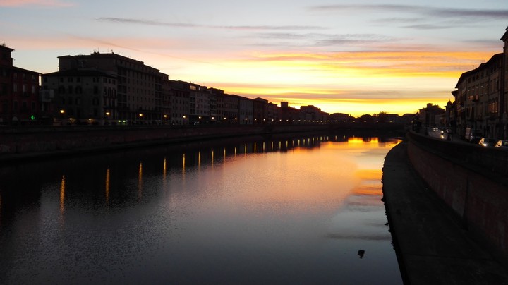 Sunrise from Ponte di Mezzo, Pisa