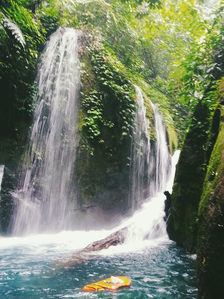 pelaruga waterfall