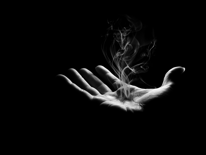 smoke hand