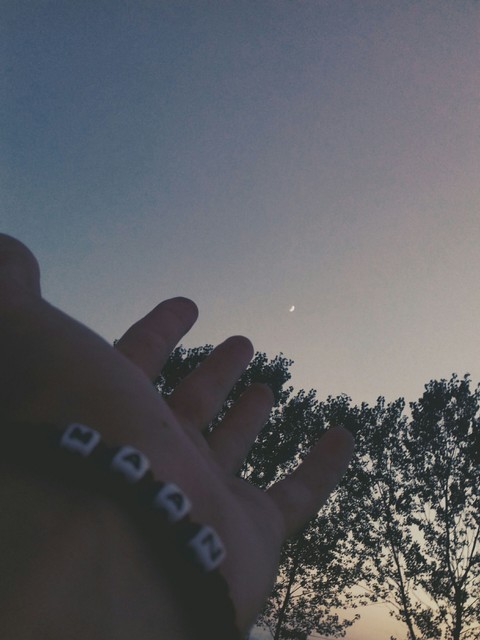 Maan (moon)