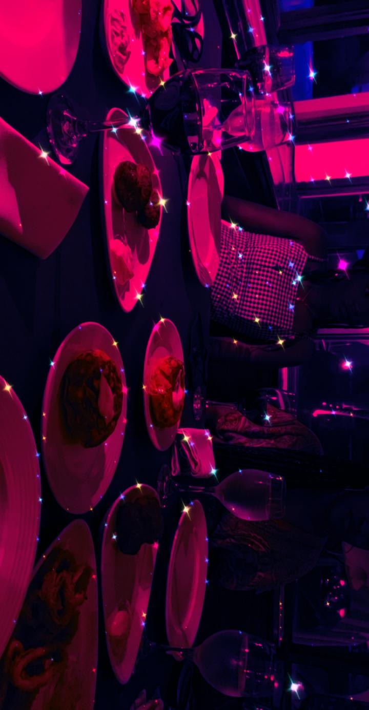 ?Red night resto??