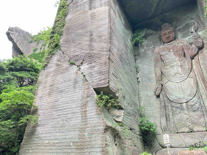 Buddha statue