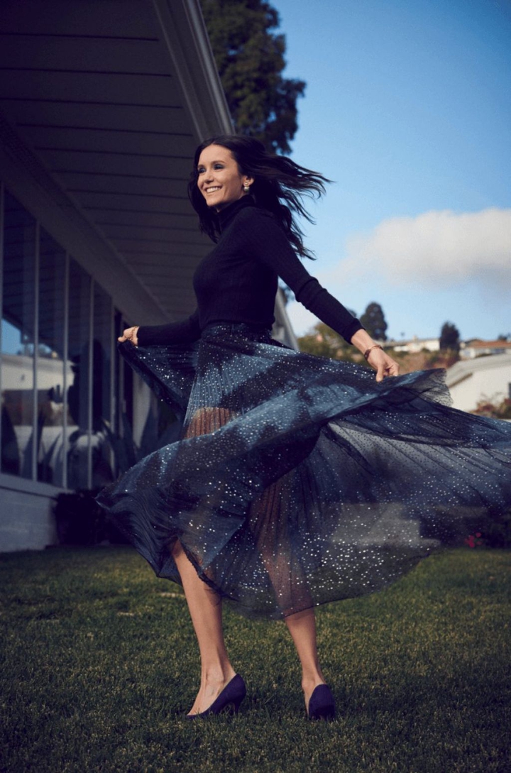 Nina Dobrev
