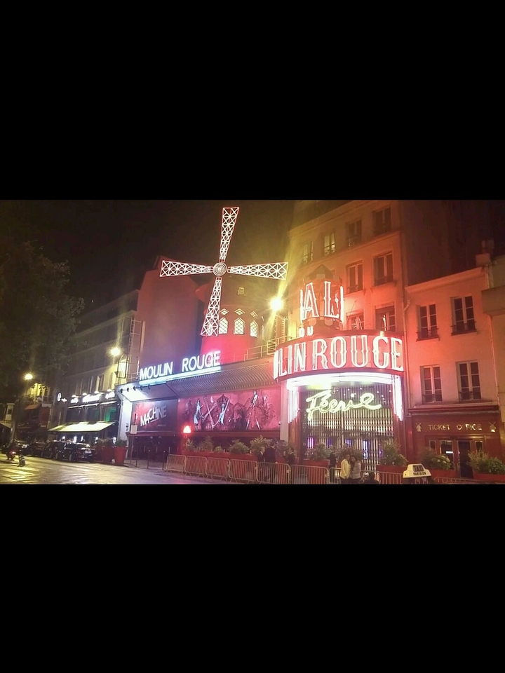 Moulin Rouge