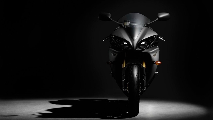 Yamaha R1