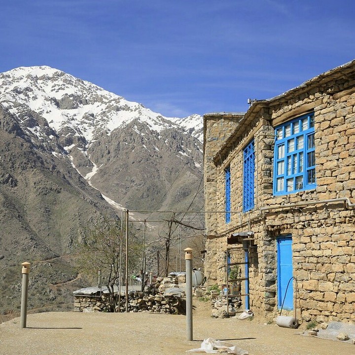 Kurdish home
