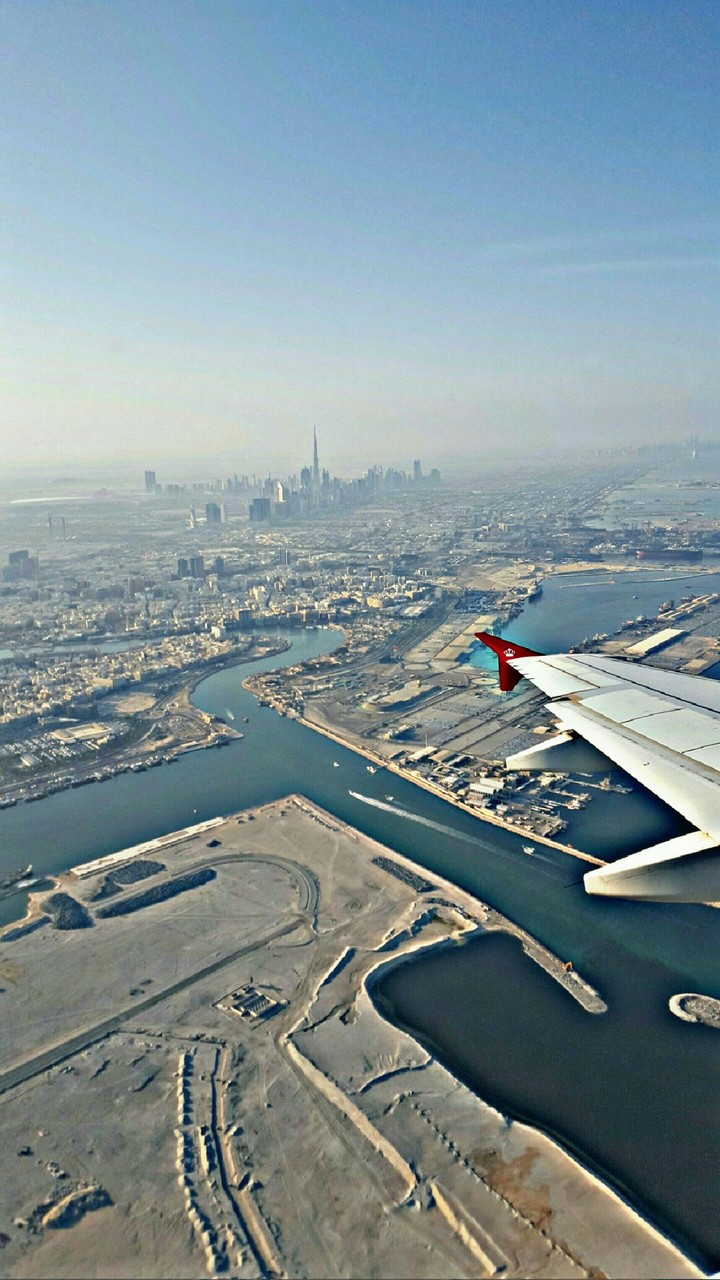 Dubaiii