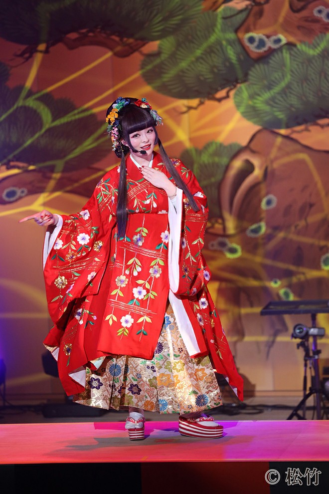 Jpop singer Kyari Pamu Pamu - Kabuki