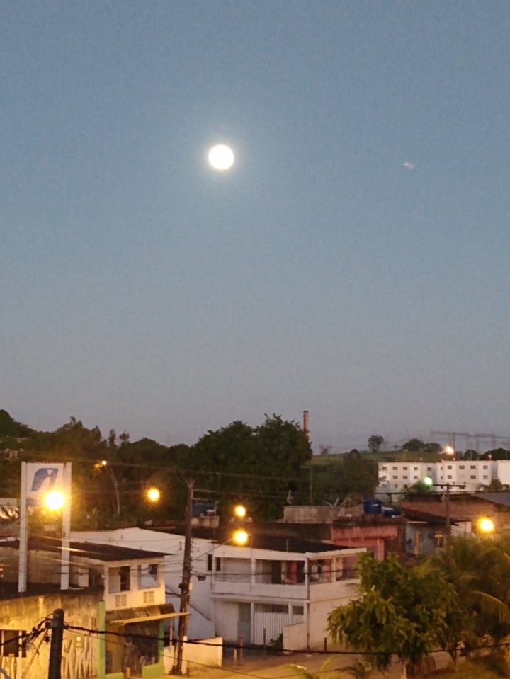 lua cheia na madrugada