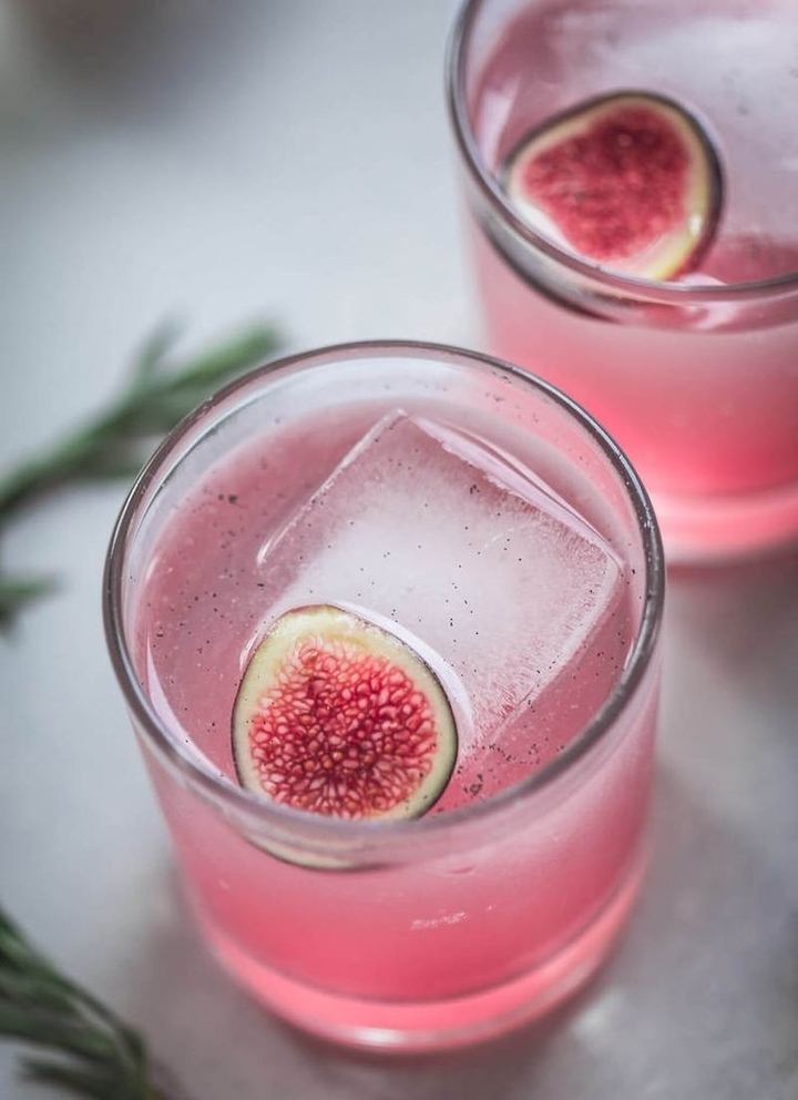 figs.