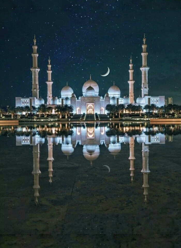 Sheikh Zayed Grand Mosque Center