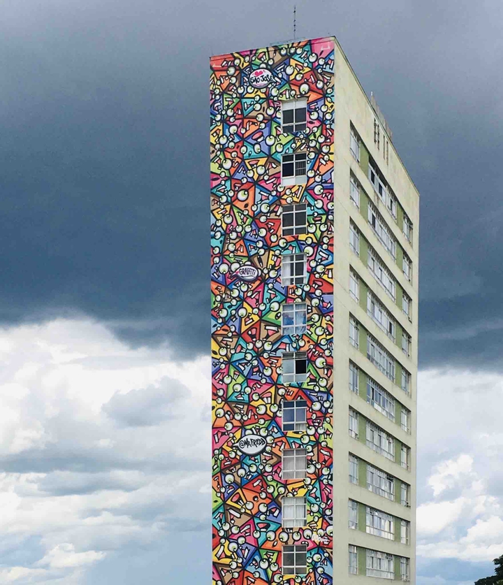 graffiti building
