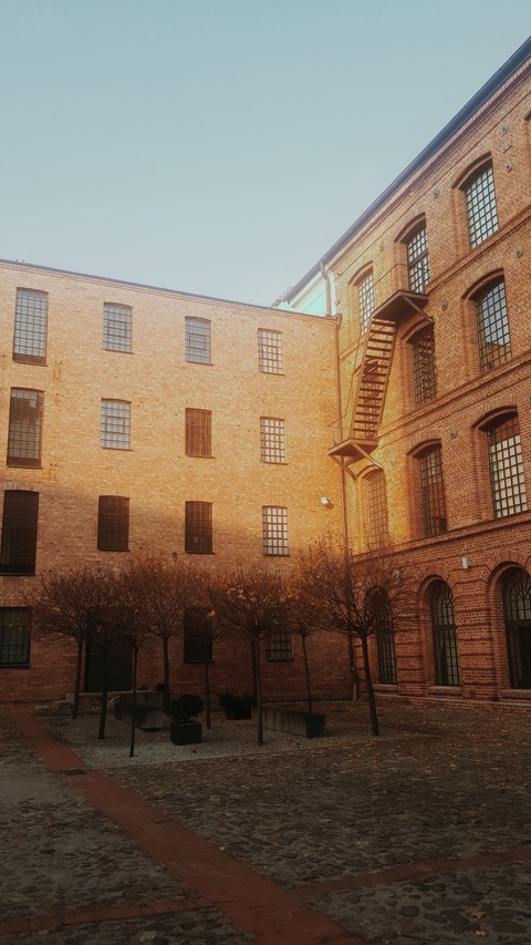 red brick