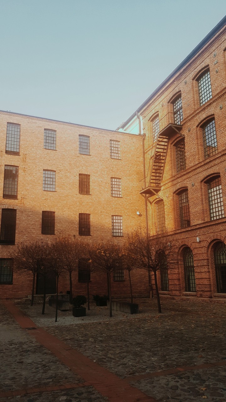 red brick