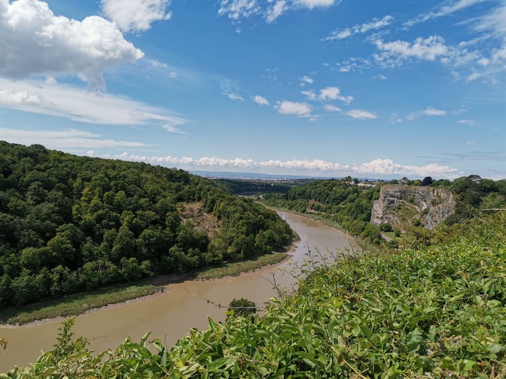Hill Riverside