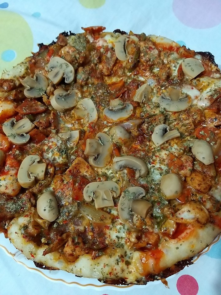chicken mushroom pizza