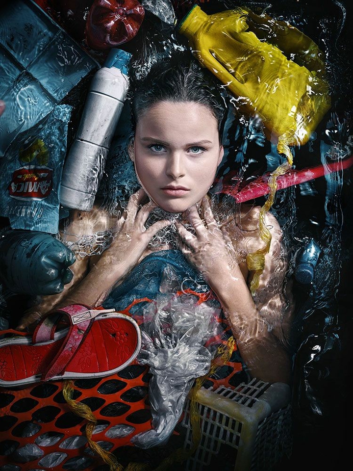 trash water
