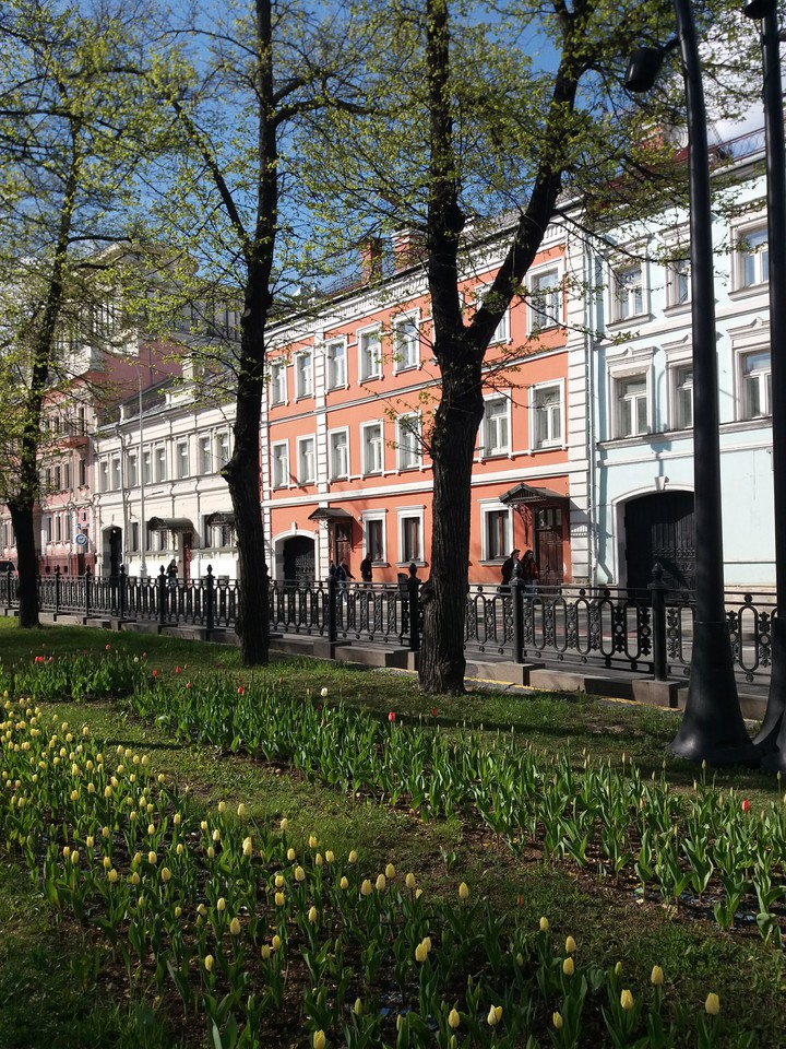 Весенняя Москва