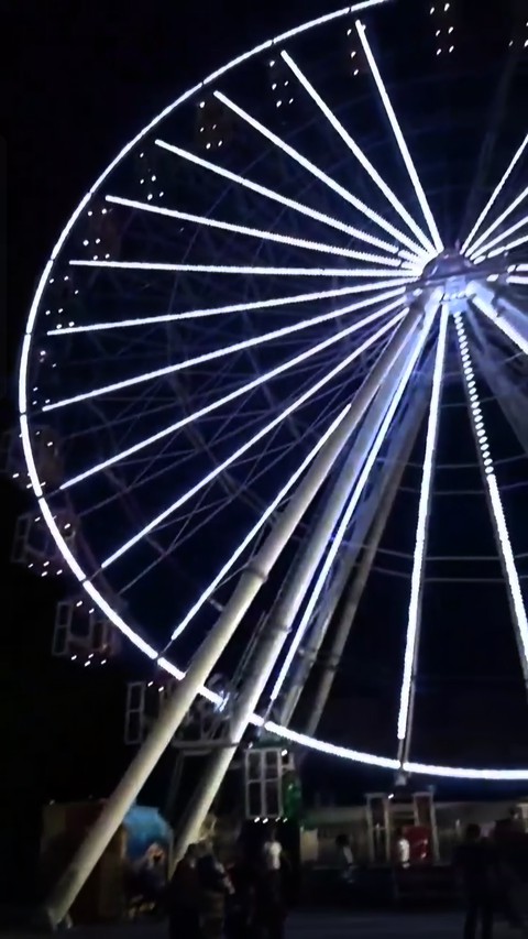 Luna Park Dönme Dolap