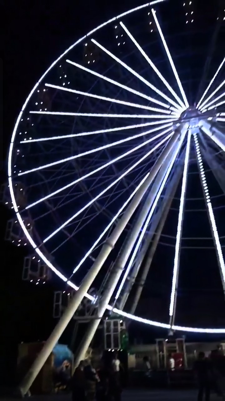 Luna Park Dönme Dolap