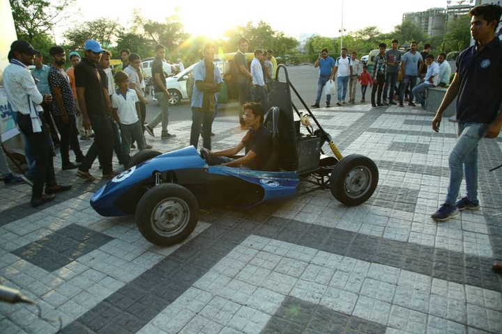 f1 car