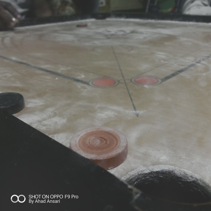 carrom board