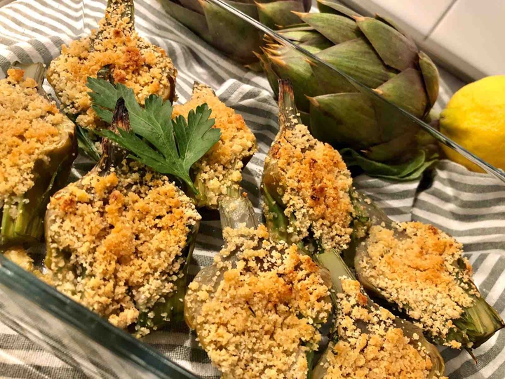 Artichokes graten