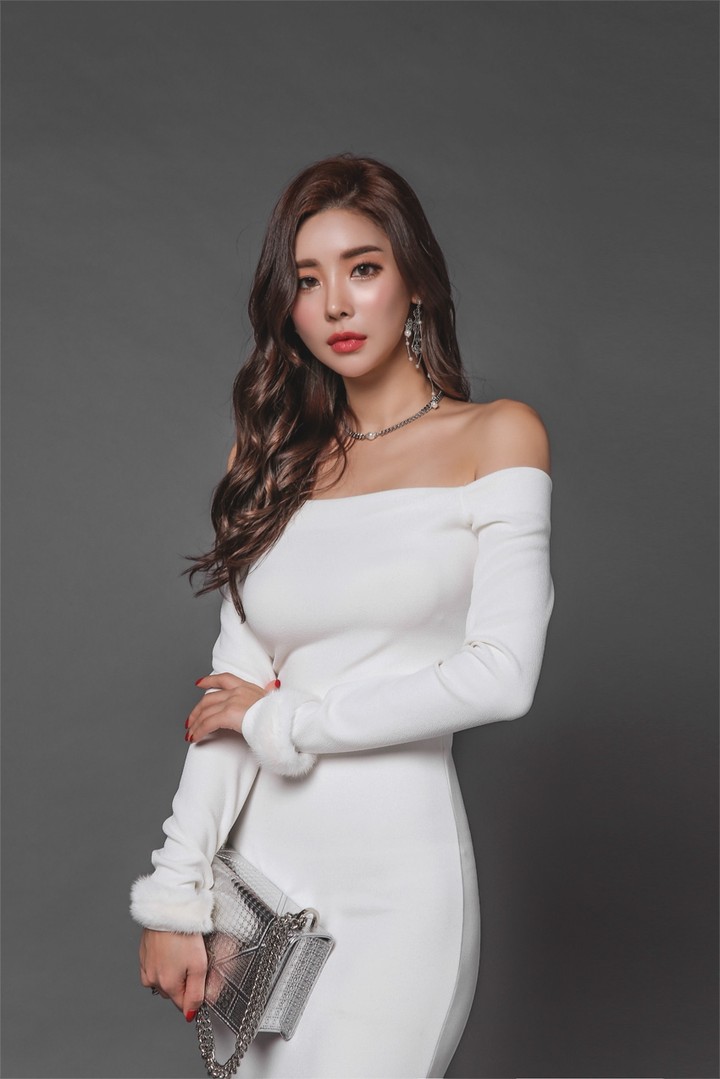 model beautiful girl modern