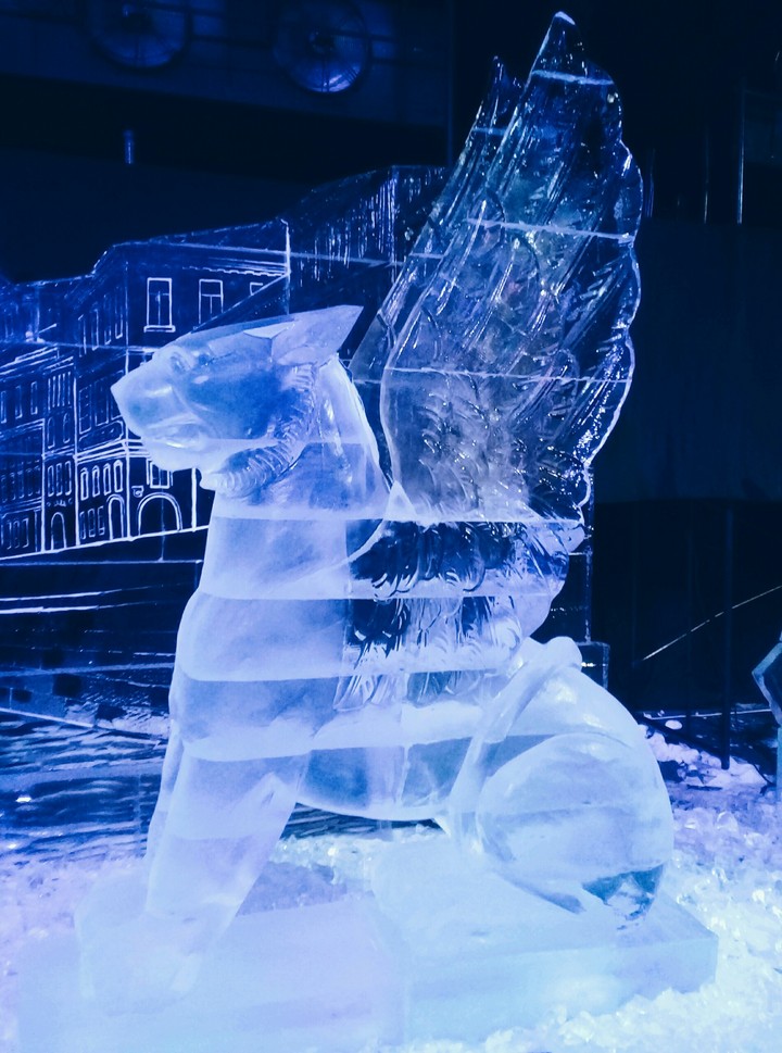 Ice griffin
