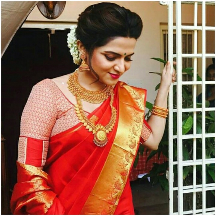 diviyadarshini (DD)