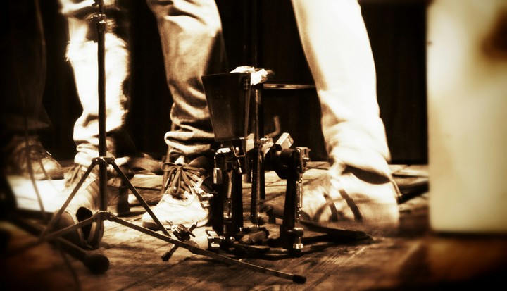 Live band foot action