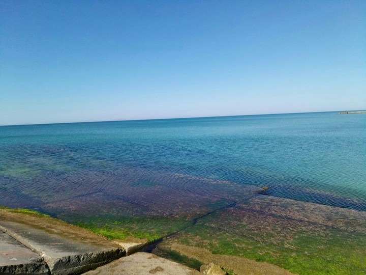 Море