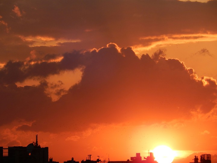 sun goes down