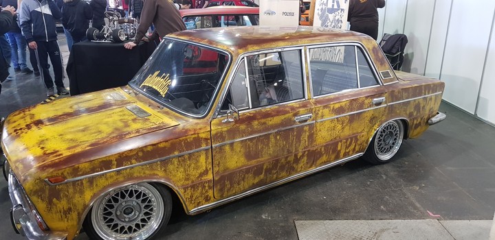 Lada :)
