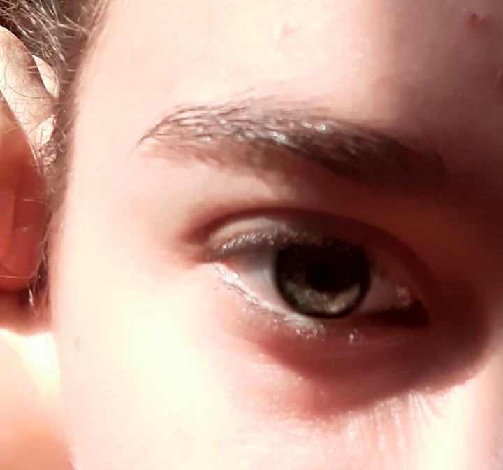 my eye. that is grey⚓