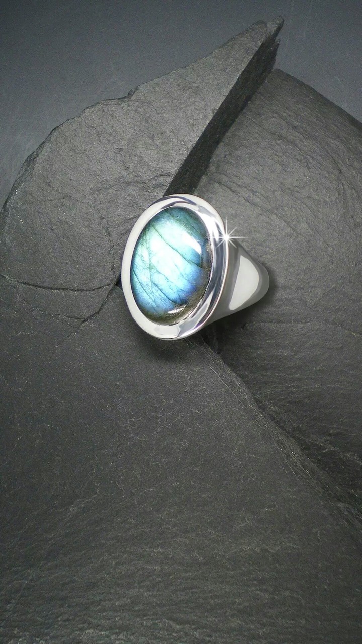 Ring !!