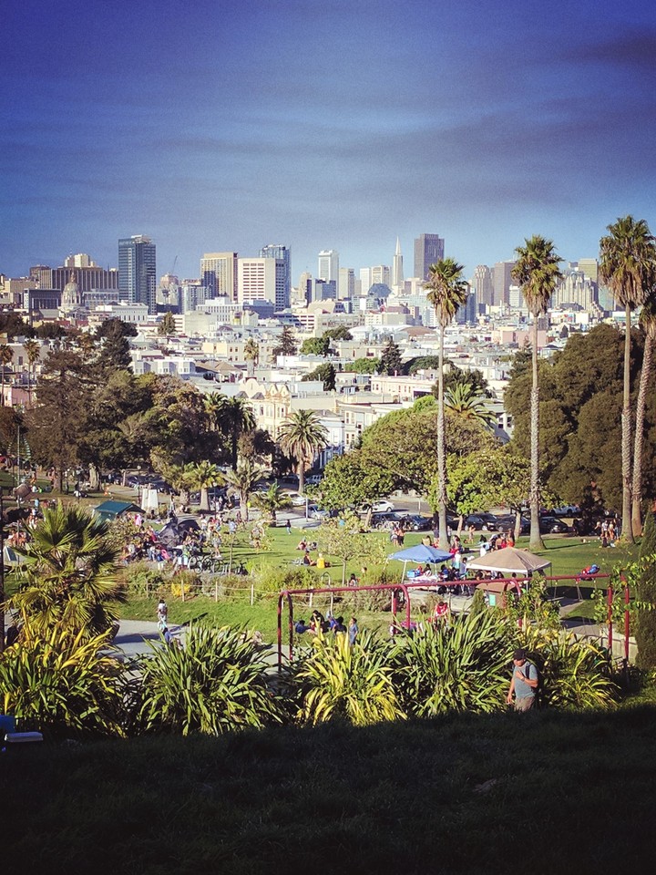 San Francisco Downtown- Mission Dolores Park