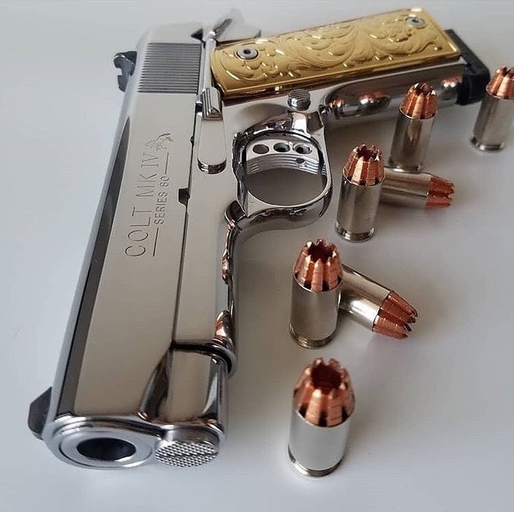 guns