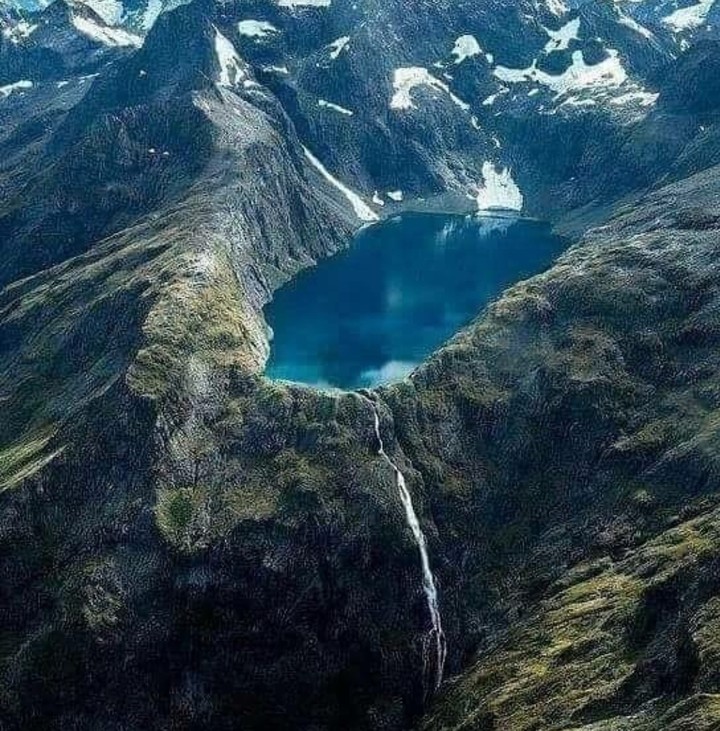 PAKISTAN'S BEAUTY