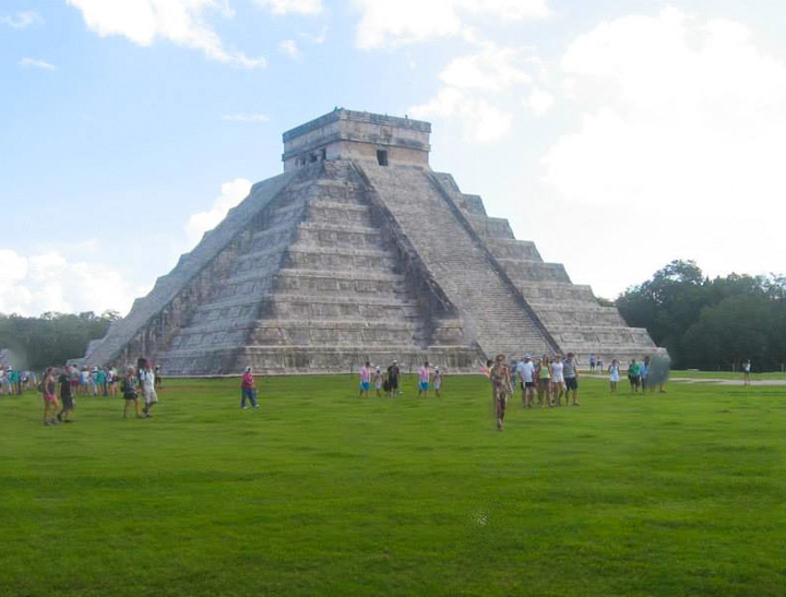 pyramid in Chichen Itsa