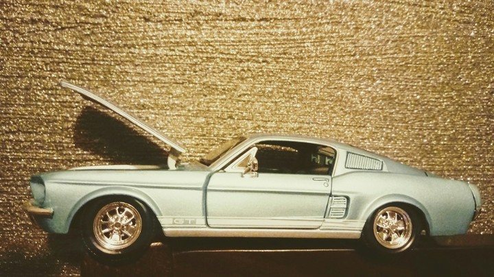 mustang