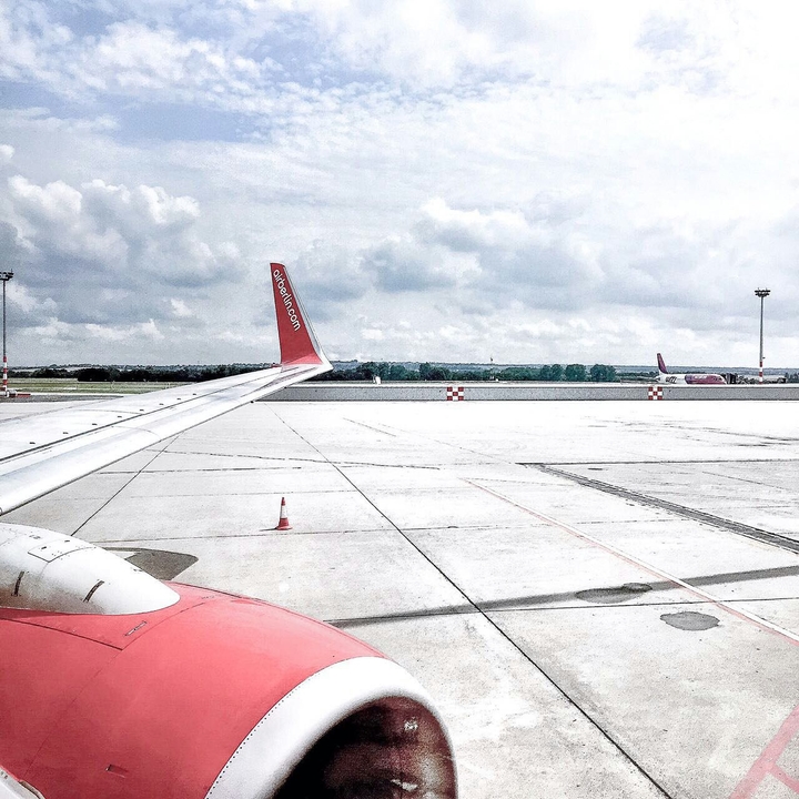 Aeroplane