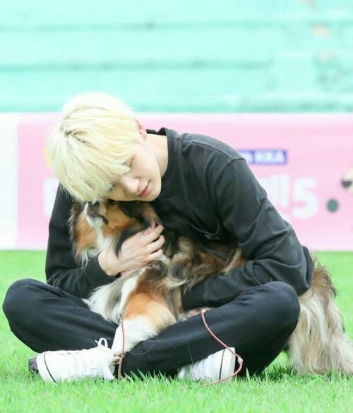 Yoongi ❤️❤️❣️❣️