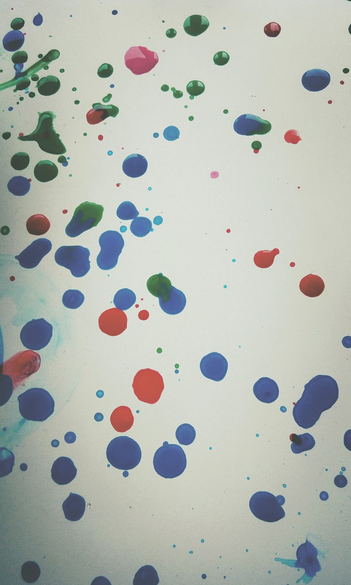 dots