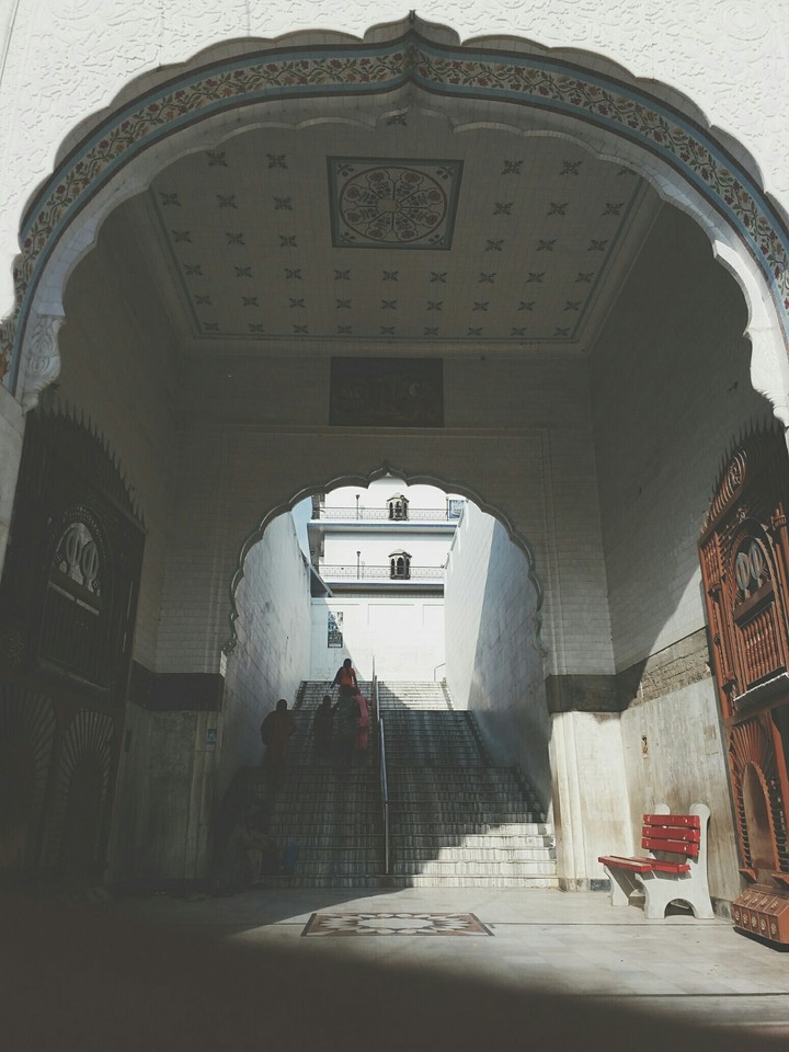 tample