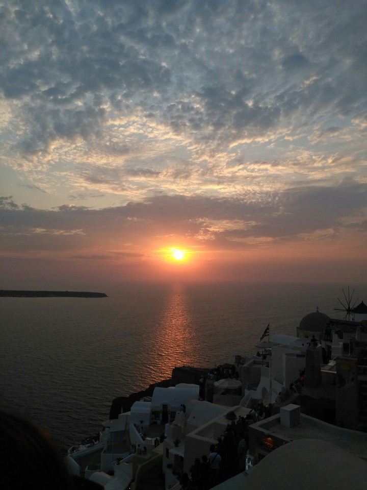 Sunset Ohia, Santorini