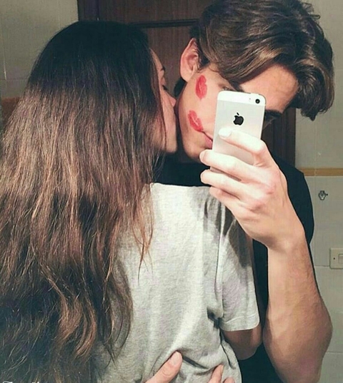 kiss